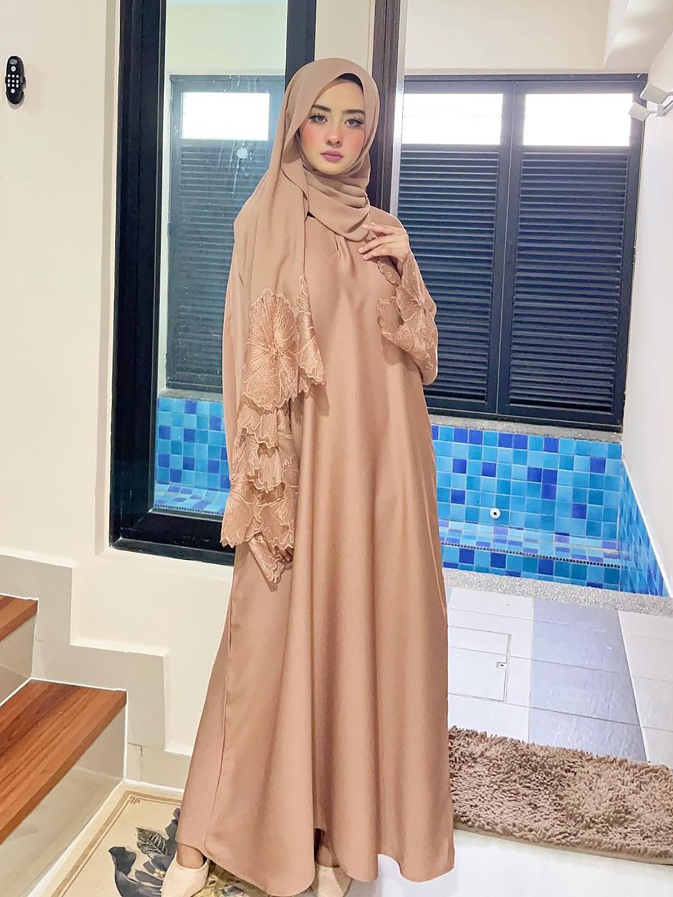 Women's Muslim Robe Malay Indonesian Dress With Headscarf - Image 9